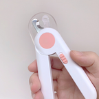 Détail du coupe-ongles LED pour chien et chat